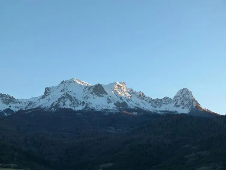 L étoile du verger Barcelonnette 0*,